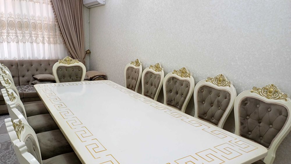 Стол-стул сотилади