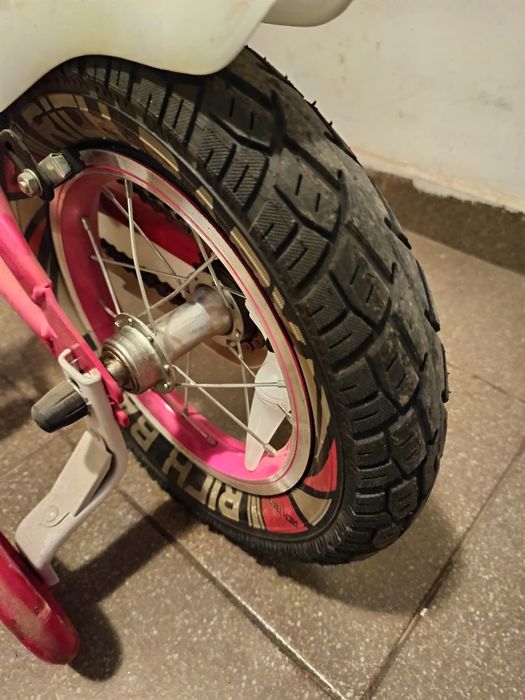 Bicicleta pentru fetițe 16"