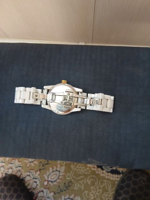 Продам кварцевые часы, MONTBLANK.