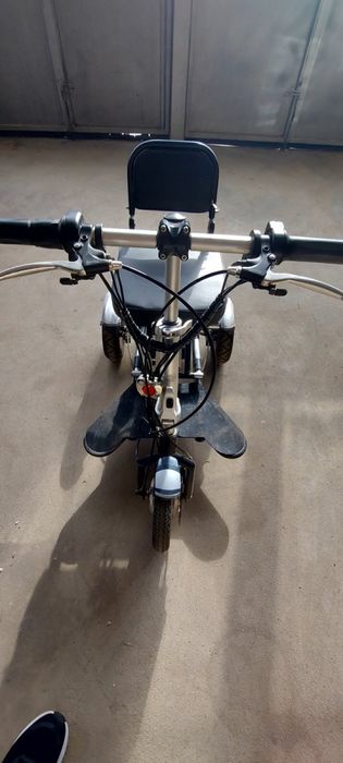 Триколка - 350 €