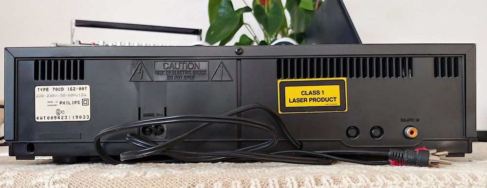 Philips CD162 cd player