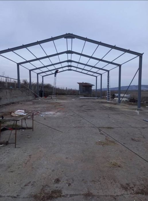 Facemi hale metalice la comanda supre  pret