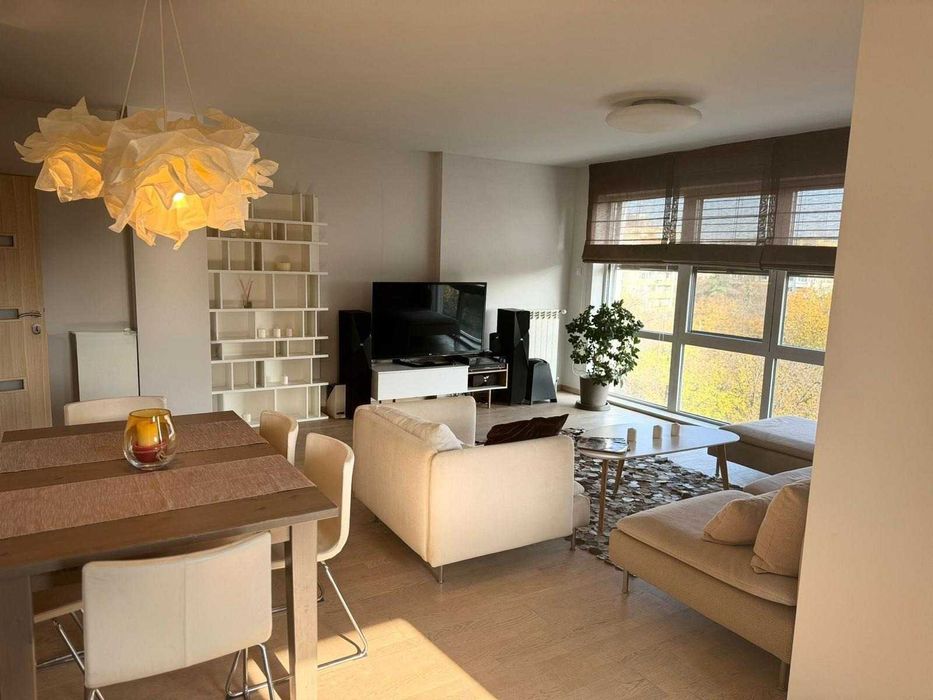 Дава се под наем Тристаен апартамент в София, Света Троица - 106 кв.м за 650 € - Снимка #3