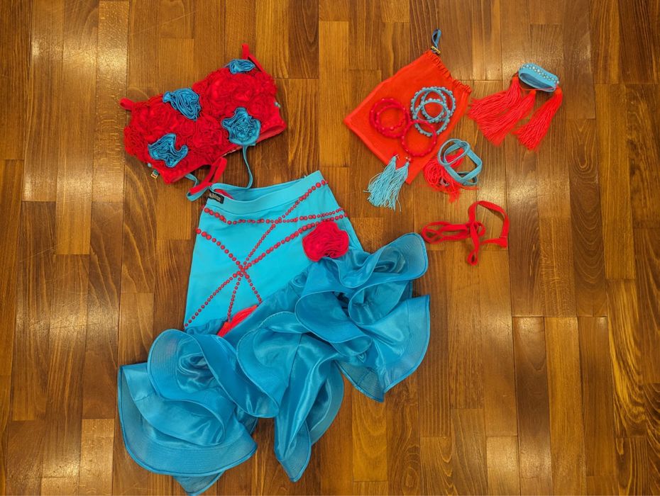 Продам платье латина