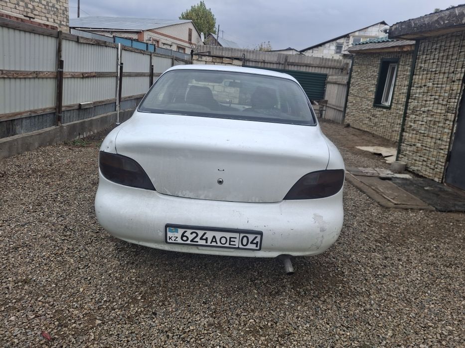 Продам машину Хундай