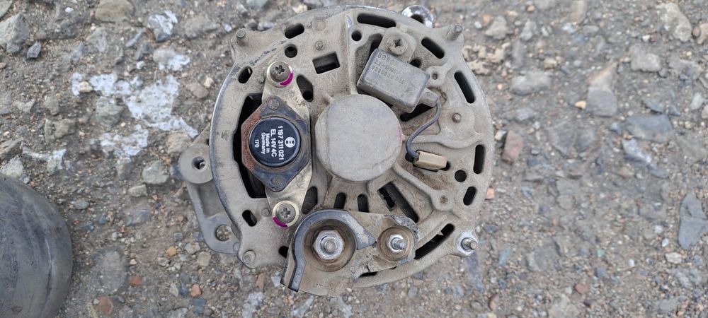 Запчвсти на ауди б 4