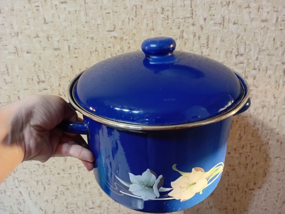 Кастрюля продаётся б/у