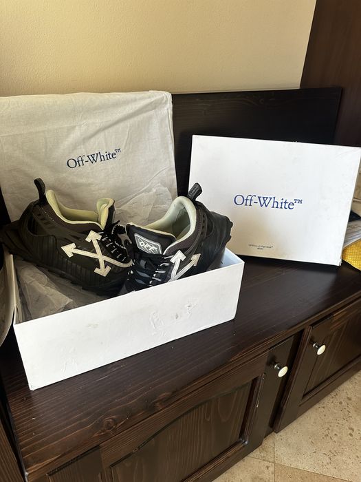 Rare OFF-WHITE Odsy-1000 Dark Gray