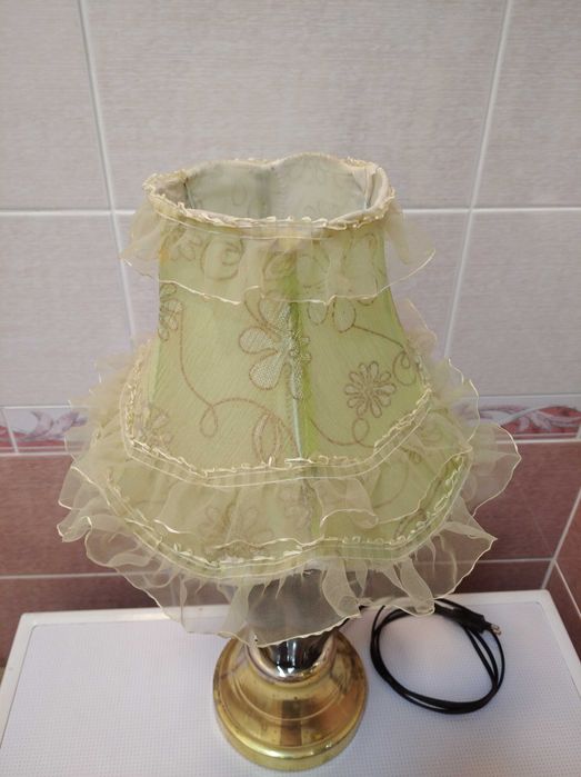 Светильник, ночник, лампа.