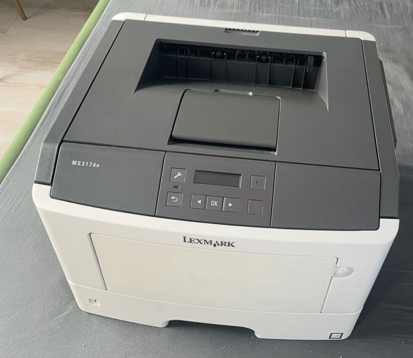 Продам лазерный принтер Lexmark