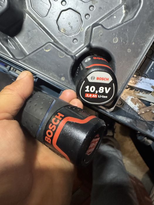 Bosch fierastrau sabie 10,8 volti