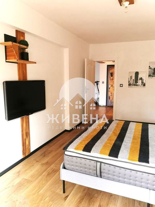 Продава се Тристаен апартамент в Варна, Възраждане 4 - 134 кв.м за 1612 €/кв.м - Снимка #9