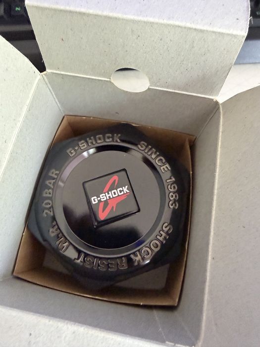 Casio Gshock GA700 1BER impecabil