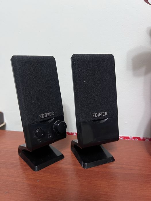 Продаются ЗВУКОУСИЛИТЕЛЬНЫЕ КОЛОНКИ для компьютера