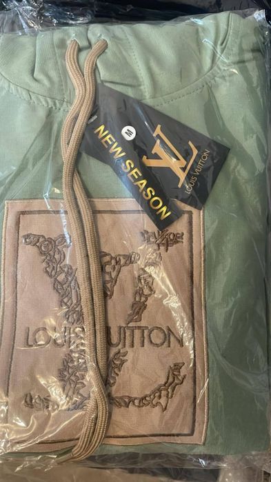 Дамски нов екип  на"Louis VUITTON"