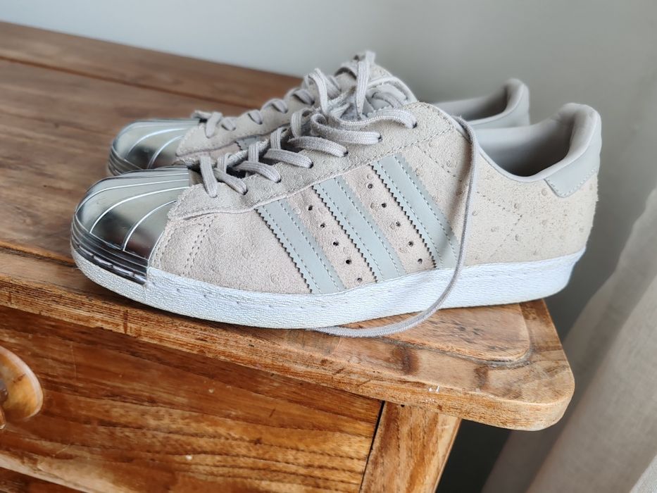 Adidas Superstar Metal Toe UK 6 – светлосиви кецове