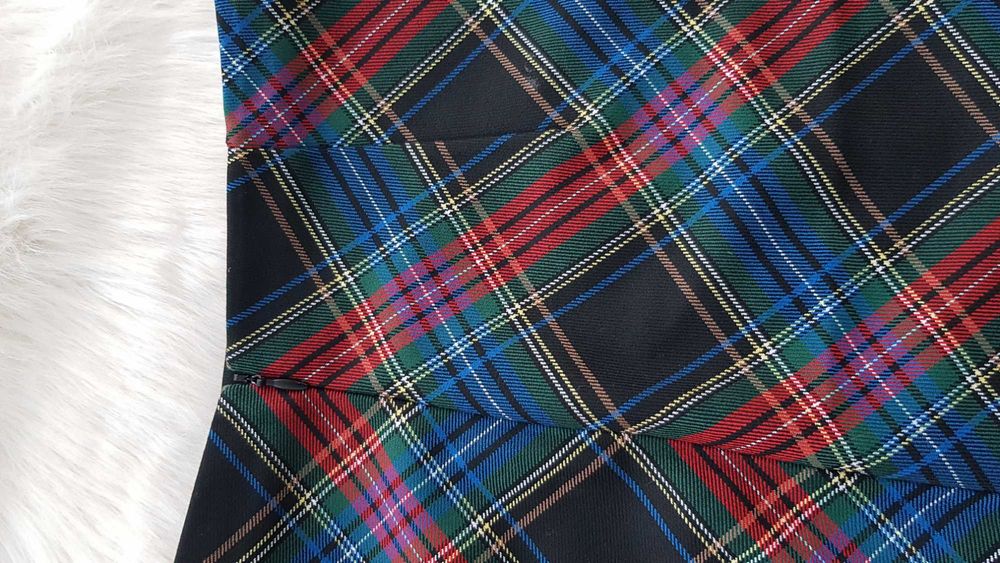 Дамска карирана пола ZARA S/М - НОВА