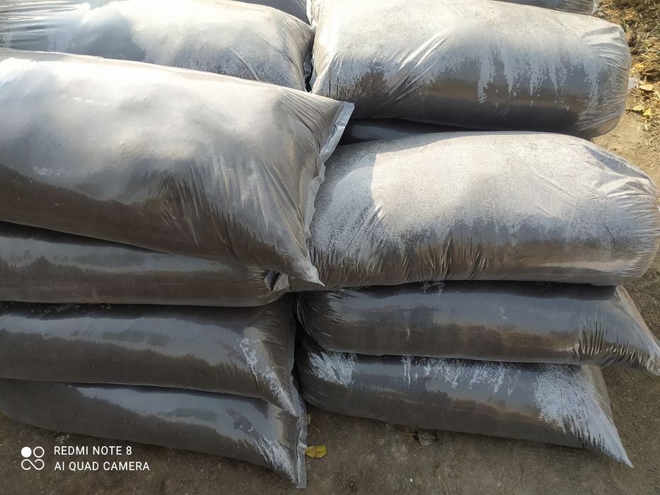 Sifatli biogumus bor 25 tonna narxi kelishilgan holda