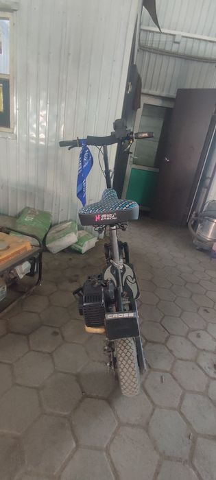 Мото самокат бензиновый