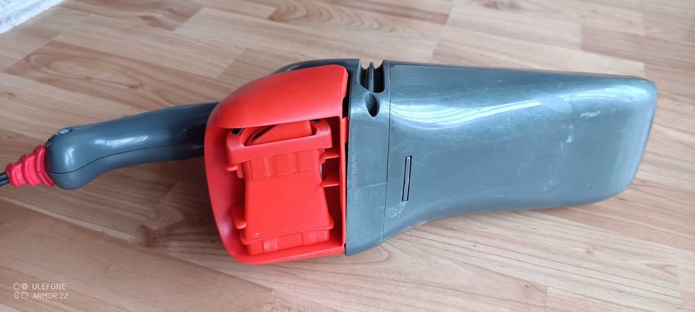 Aspirator pentru auto