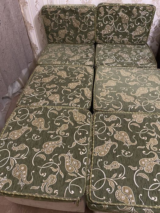 тумба с раздельными сидушкой и спинкой