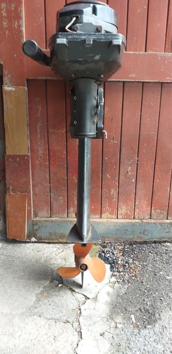 Двигател за лодка