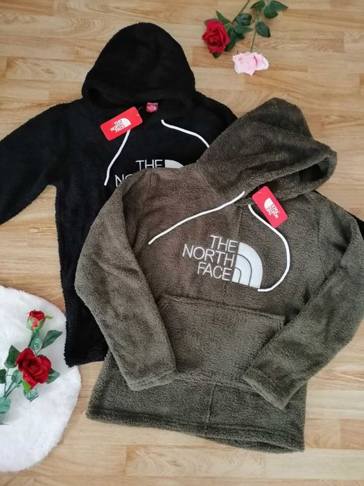 Плюшени дамски суичъри