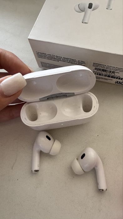Продаю AirPods pro 2