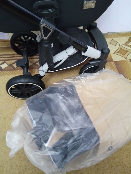 Продаётся детская коляска 2 в 1