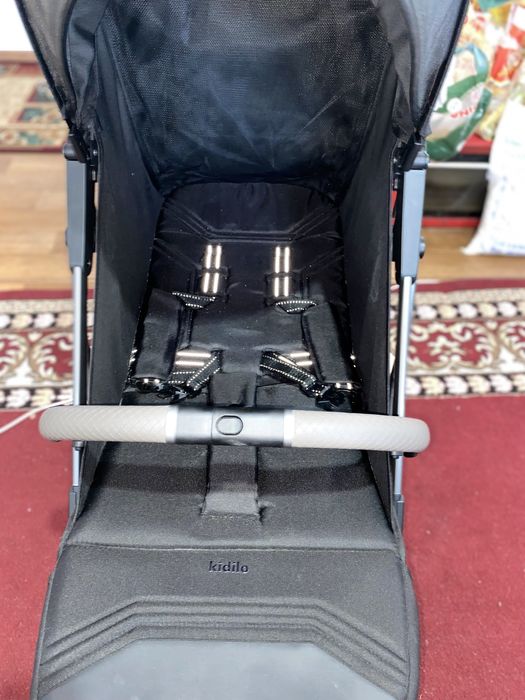 Коляска для прогулок Kidilo