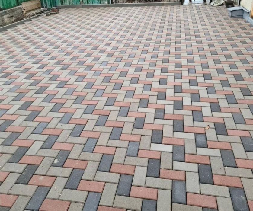 Брусчатка, Тротуарные плитки.