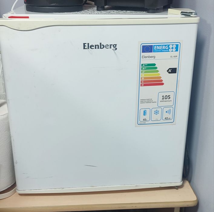 Продам холодильник