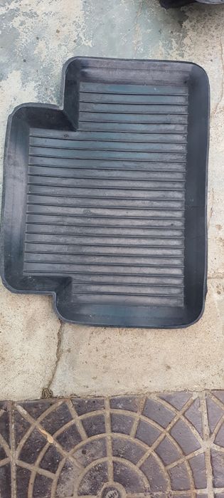 коврики в салон резиновые