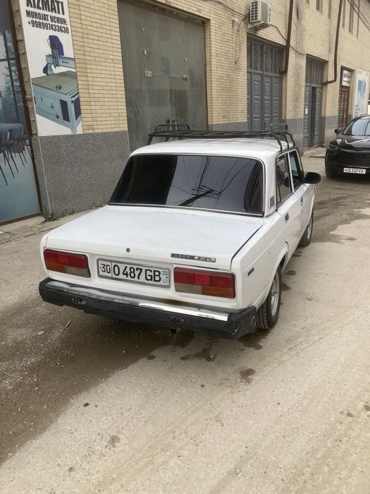 Ваз 2105  мошина 2107 килинган