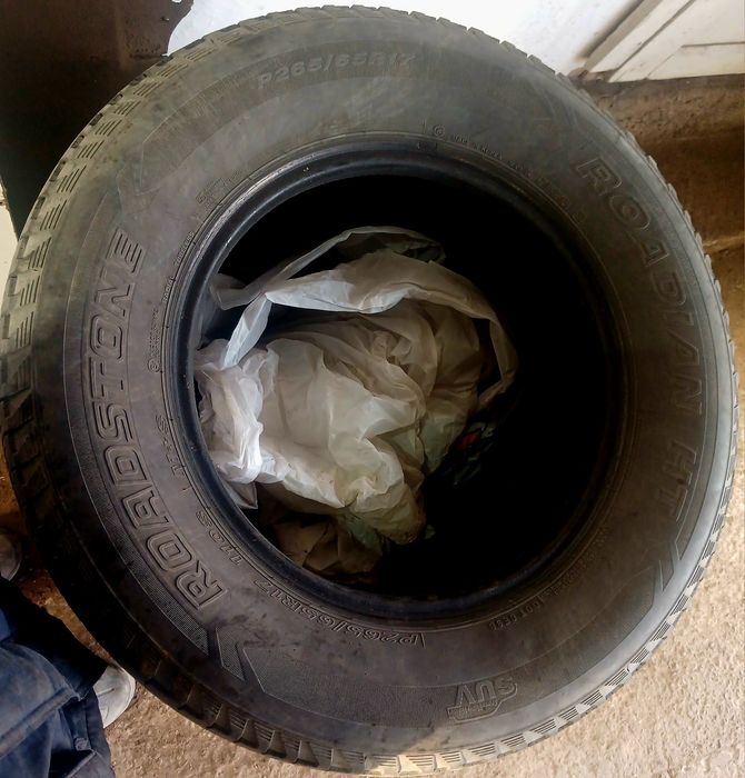 Шины 265/65/17 4 шт летный