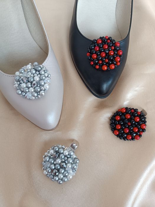 Clipsuri pantofi cusute manual