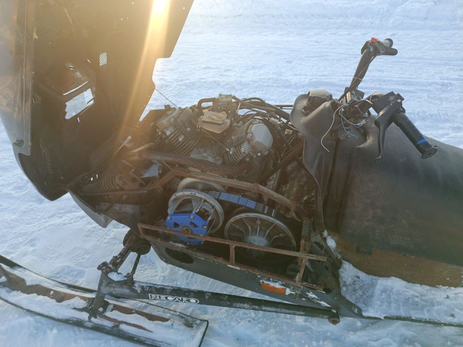 Снегоход.       .