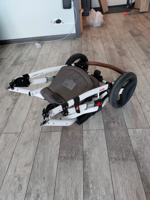 Продаю каляску 3 в 1