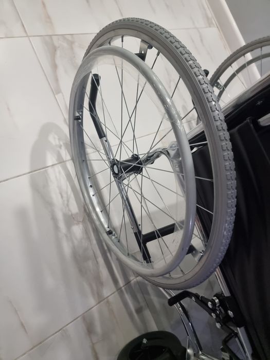 Инвалидная коляска