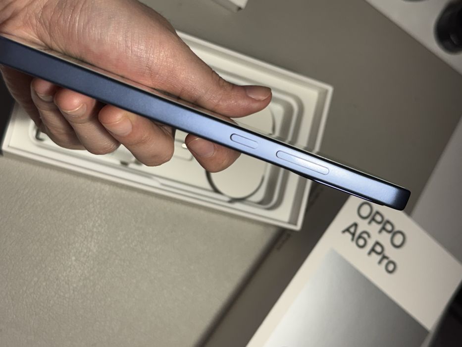 OPPO A6 pro 256 Gb