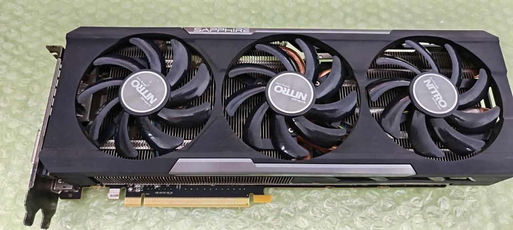 Placa video Sappire Nitro R9 390 8Gb DEFECTA