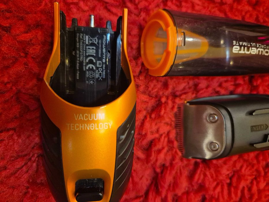 Aparat de tuns cu vacuum Rowenta TN9300F5