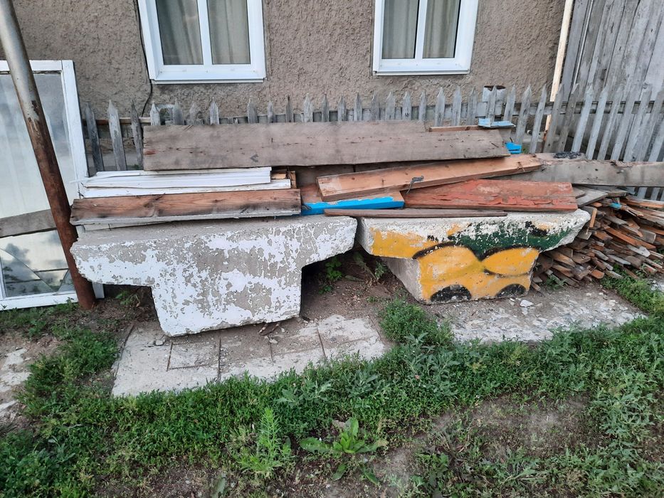 Бетонные стаканы