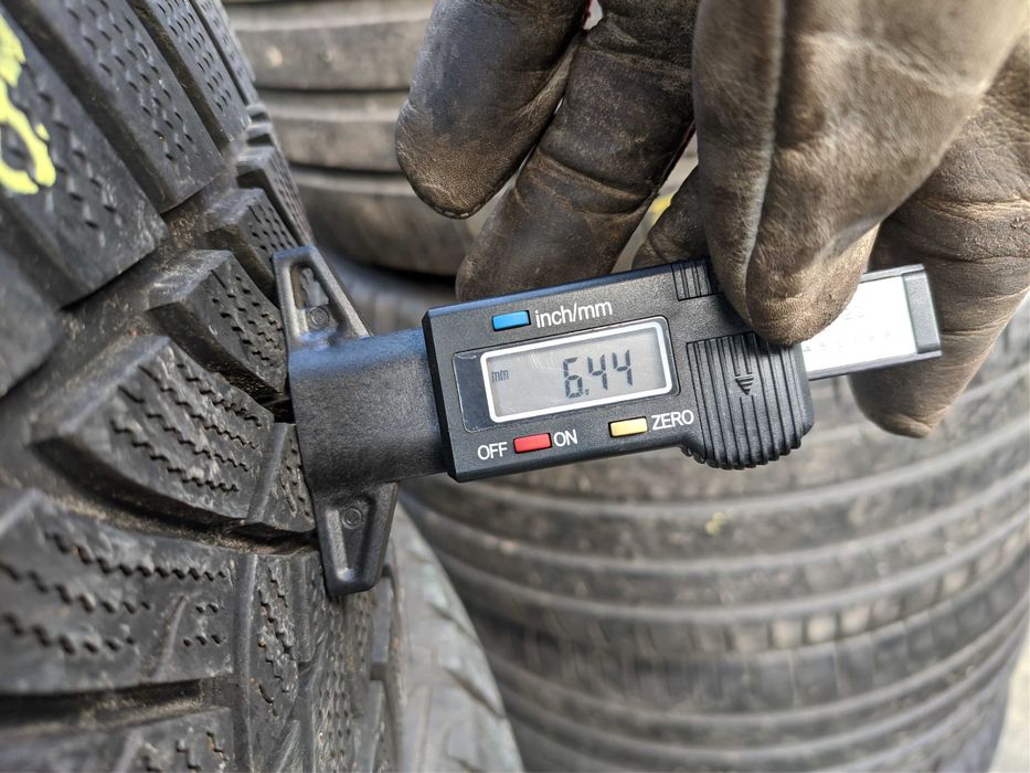 4бр Зимни гуми 225 45 18 - Goodyear - DOT 2022