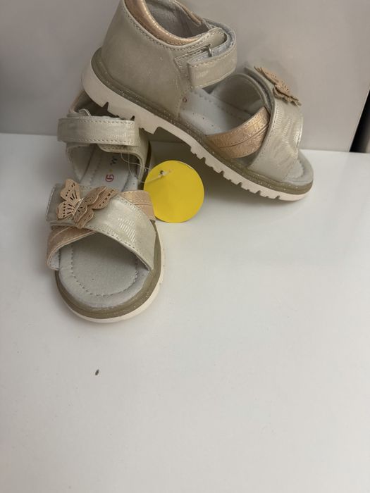 Босоножки детские