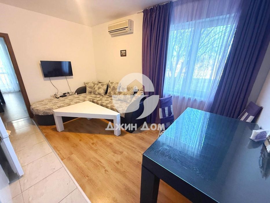 Просторен двустаен апартамент в к-с „Сий Даймънд“, к.к. Слънчев бряг