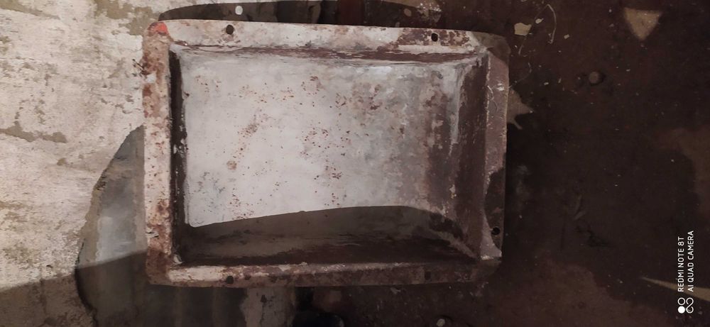 Емкость (корыто) металлическое