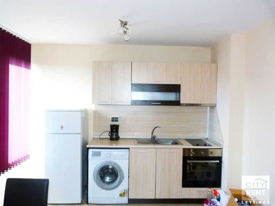 103041 Oбзаведен апартамент с една спалня в центъра на В. Търново