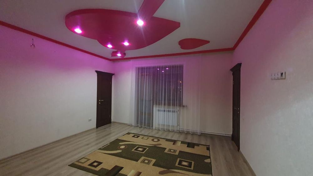 Продам дом район Дельфин, стадион Карасай.