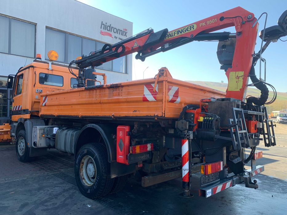 Autospeciala cu Sararita-Macara si Lama zapada Mercedes Actros 1831